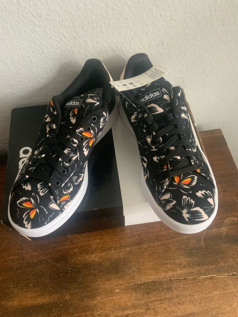 Adidas x Farm Rio Court Sneakers Women’s Size 8. Black Butterfly Print Tennis - Picture 7 of 8